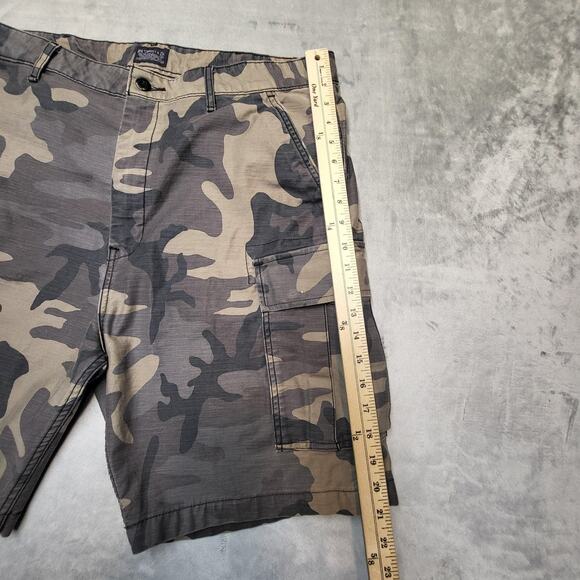 Levi's Shorts Mens 38 Camouflage Cargo Multi Pocket Zip Fly Utility - Picture 6 of 10
